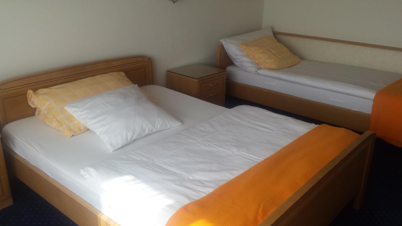 Hotel Restaurant Klosterli Pieterlen ภายนอก รูปภาพ
