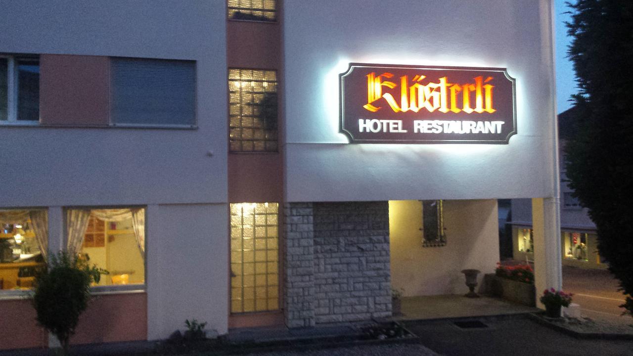 Hotel Restaurant Klosterli Pieterlen ภายนอก รูปภาพ